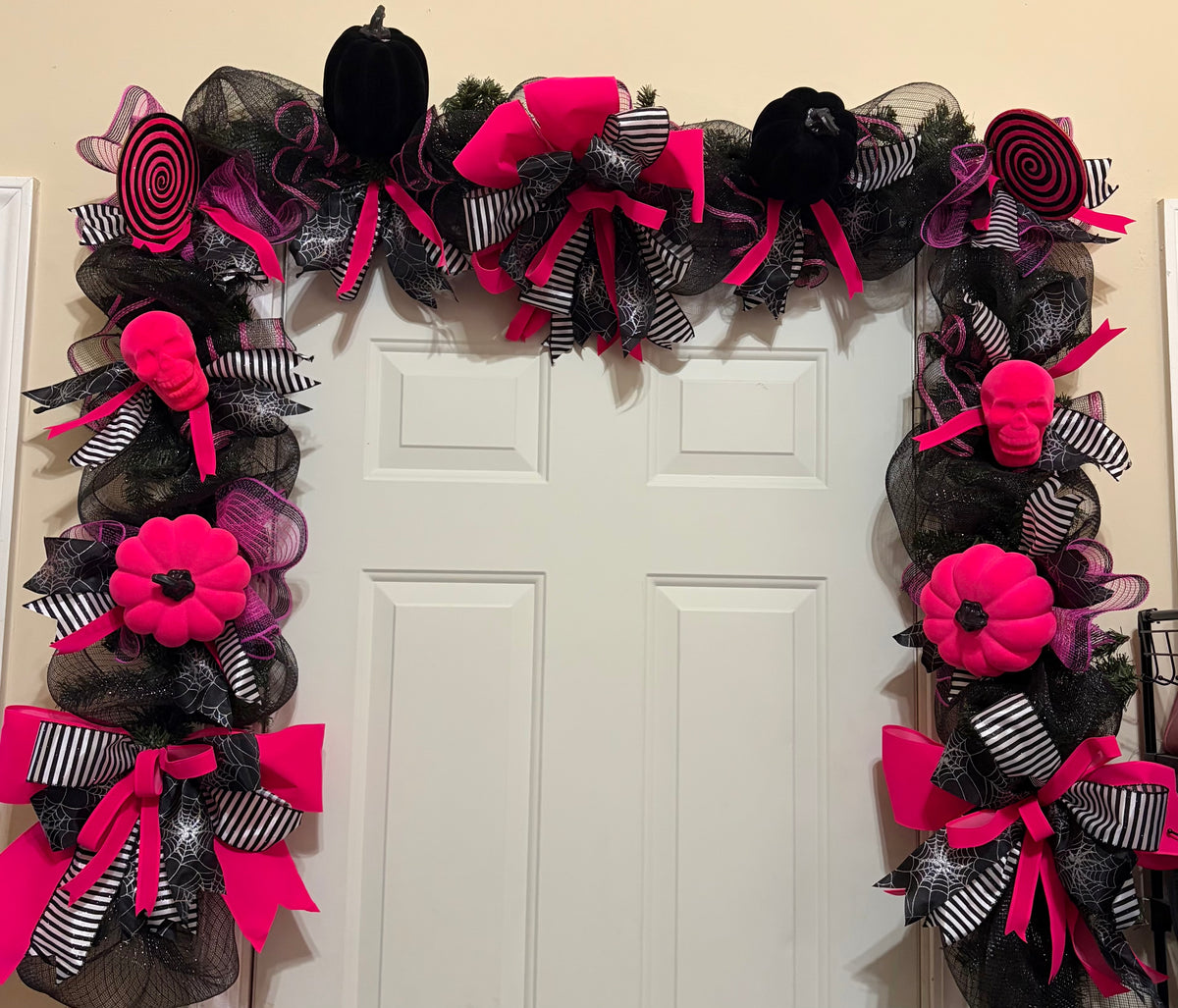Halloween garland