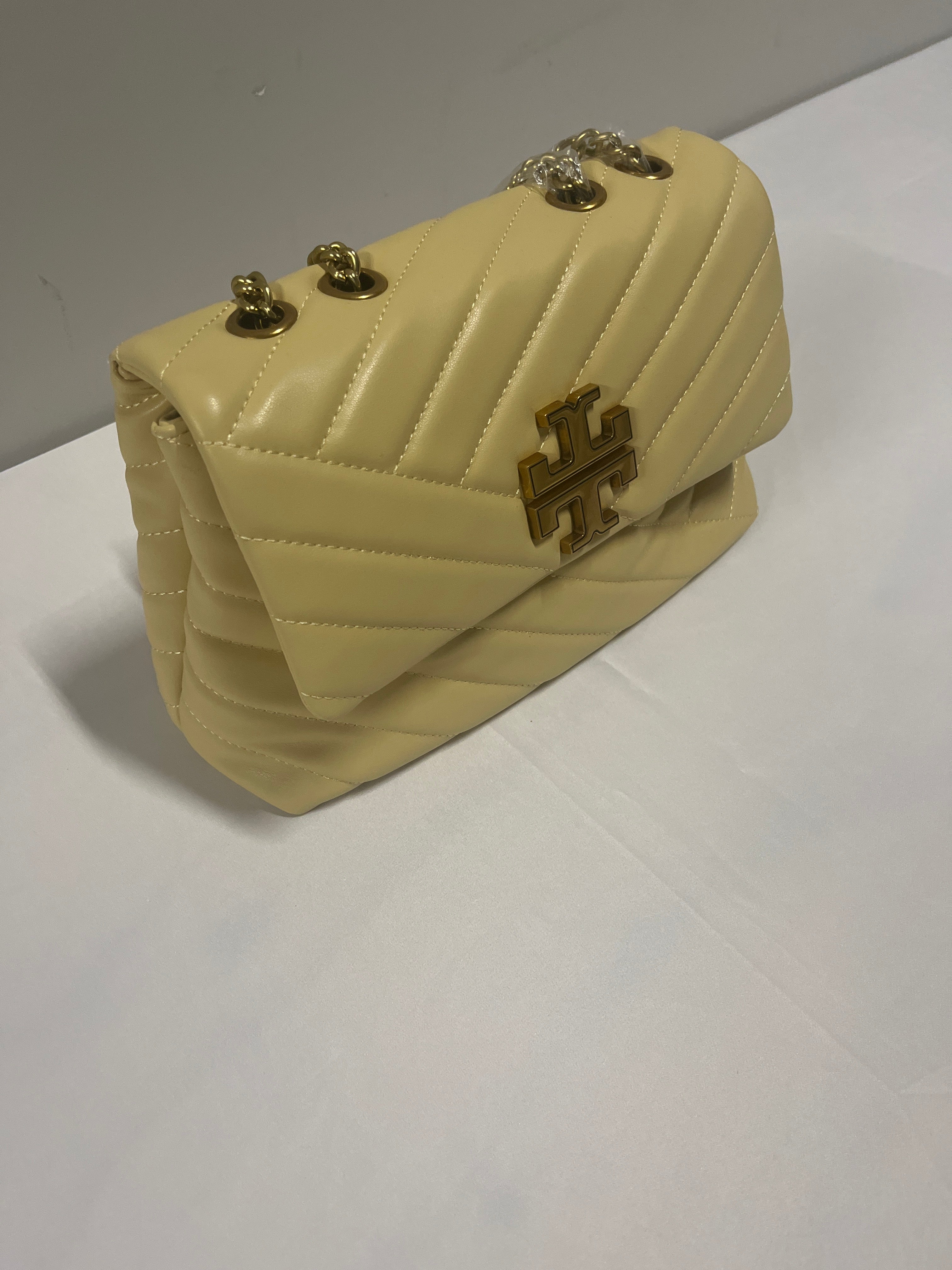 Red, blue, beige, or pink purse