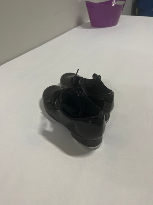 Capezio tap shoes - used